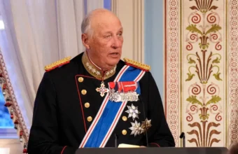 89-Year-Old Norwegian King Hospitalized After Visiting Almost Entire Country 89 year old norwegian king hospitalized after visiting almost entire country 23950