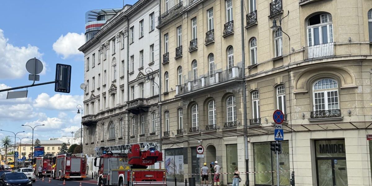 Building Collapse in Central Warsaw Leaves One Injured as Referendum Drive Gathers Momentum building collapse in central warsaw leaves one injured as referendum drive gathers momentum 20363