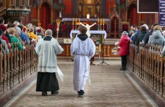 Cashless Donations Transform Polish Parishes as Digital Offerings Expand cashless donations transform polish parishes as digital offerings expand 20914