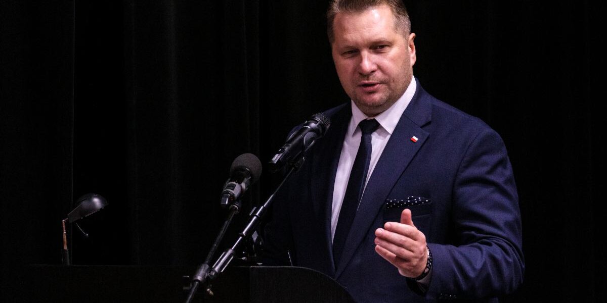 czarnek doubts romanowski s letter and declares location irrelevant 20408