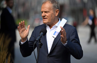 donald tusk s krakow campaign stop metro plans and tourism taxes overshadow the candidate 23914