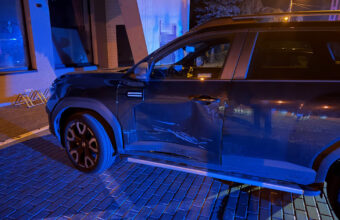 drunk driver with over 3 promiles tries to flee crash site carries wanted passenger 24275