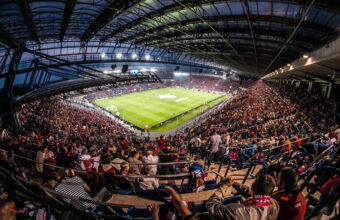 fifteen years of wasted potential why wis a krak w s stadium was left in the dark 21360