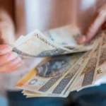 instead of 13th and 14th pensions 6 000 zlotys hundreds of thousands of seniors choose this option 20420