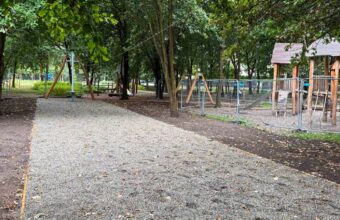 Lubostro艅 Playground Overhaul Completed With New Swings and Zip-Line for Over 200,000 PLN lubostro playground overhaul completed with new swings and zip line for over 200 000 pln 23797