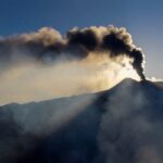 mount etna paralyzes sicily airport in worst crisis in 20 years 20821