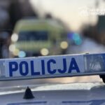 Municipal Guards Revive Unconscious 45-Year-Old Man at Warsaw Tram Stop prompt police action saves man from fourth floor window sill in ostro ka 20848