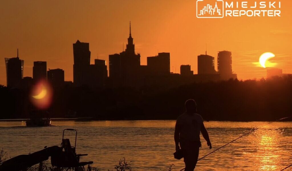 Solar Eclipse Over Warsaw: Stunning Photos Capture the Phenomenon at Sunset solar eclipse over warsaw stunning photos capture the phenomenon at sunset 20411