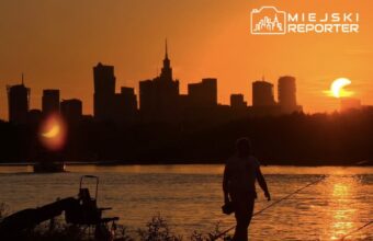 Solar Eclipse Over Warsaw: Stunning Photos Capture the Phenomenon at Sunset solar eclipse over warsaw stunning photos capture the phenomenon at sunset 20411