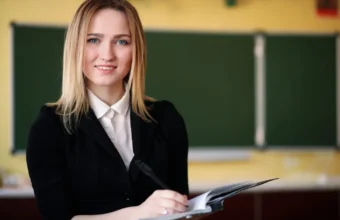 teacher pay rises from 2027 beginning educators to average 7 078 65 pln 22103
