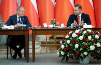 tusk prepares big pre election operation as kaczy ski relies on nawrocki 21042