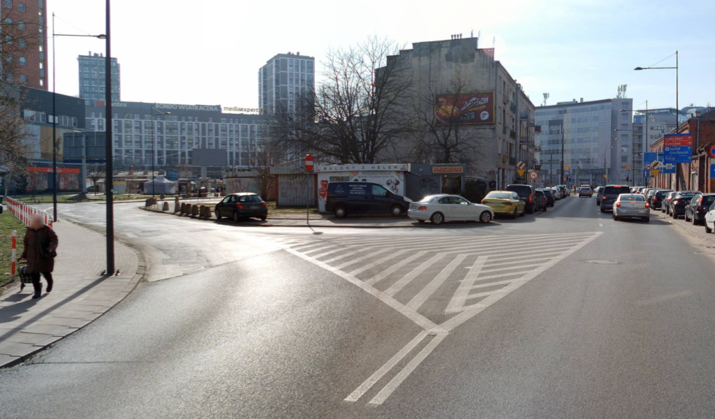 wiatraczna roundabout renovations to spark traffic diversions and bus detours 20761