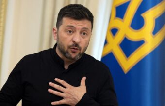 zelensky warns of putin s mobilization plans as panic triggers fresh exodus from russia 24001