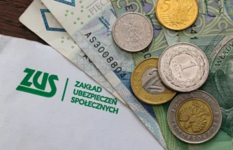 zus raises orphan allowance to nearly 700 pln monthly regardless of age 24119